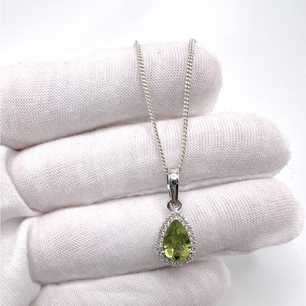 Genuine Peridot & Clear Cz .925 Sterling Silver Necklace - Picture 3 of 14
